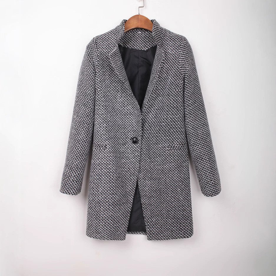 Veyra Houndstooth Coat