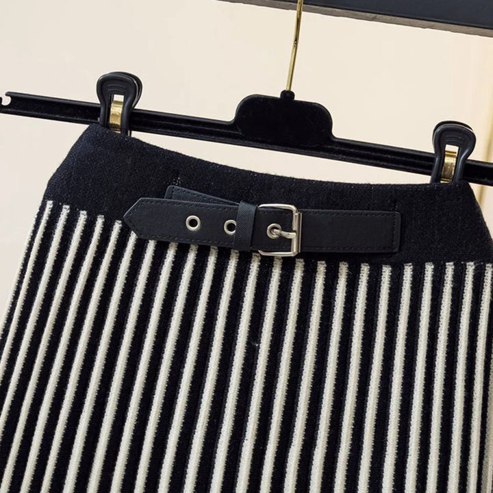 Serenya™ Striped Knitted Midi Skirt