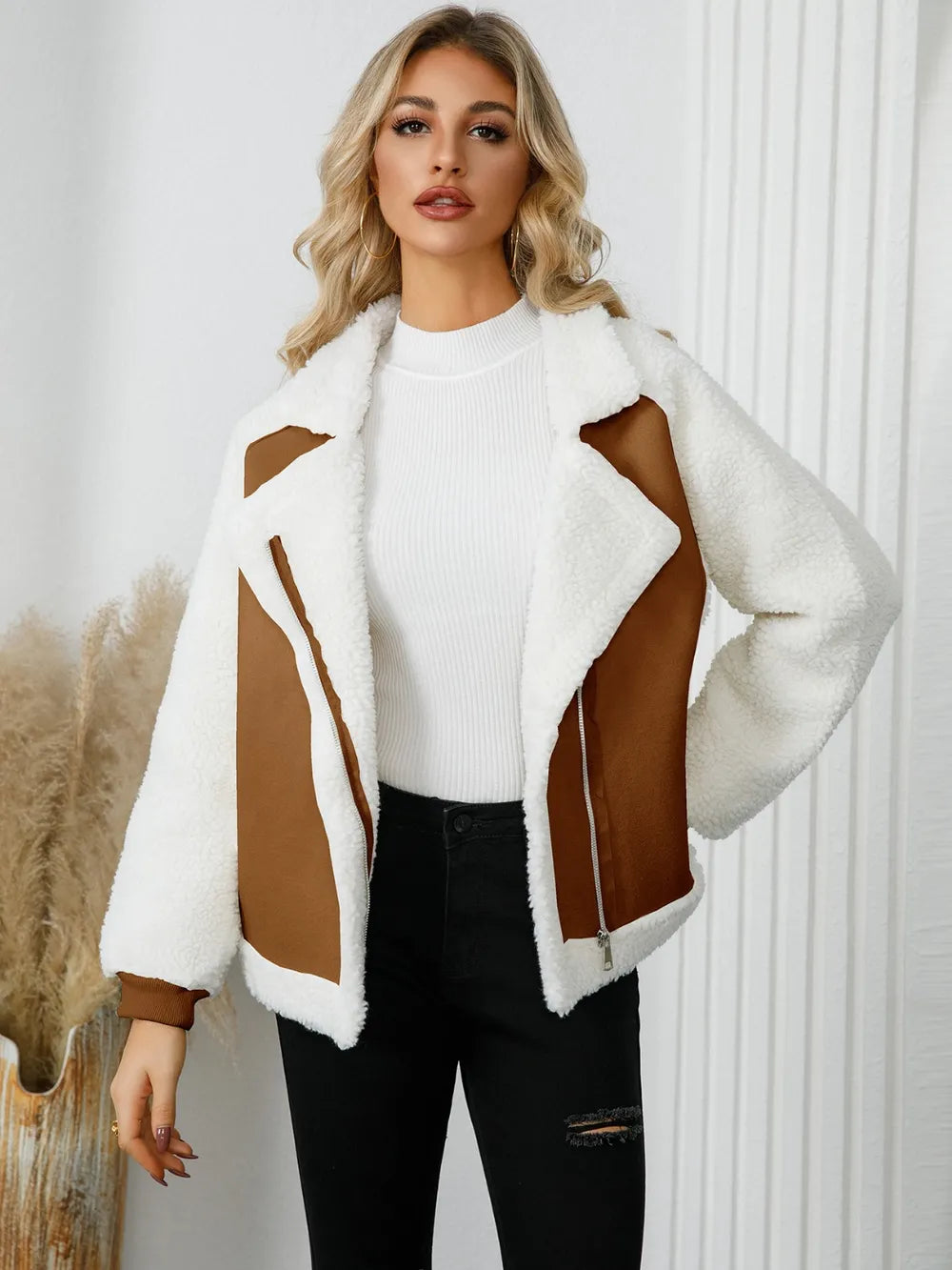 Isolde™ Women’s Lamb Wool Jacket
