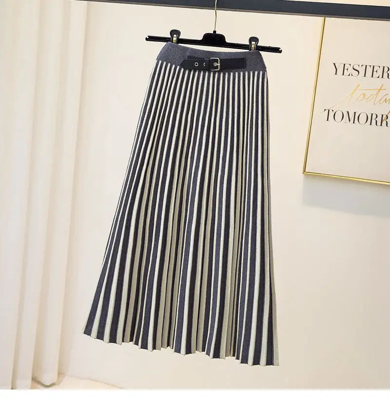Serenya™ Striped Knitted Midi Skirt