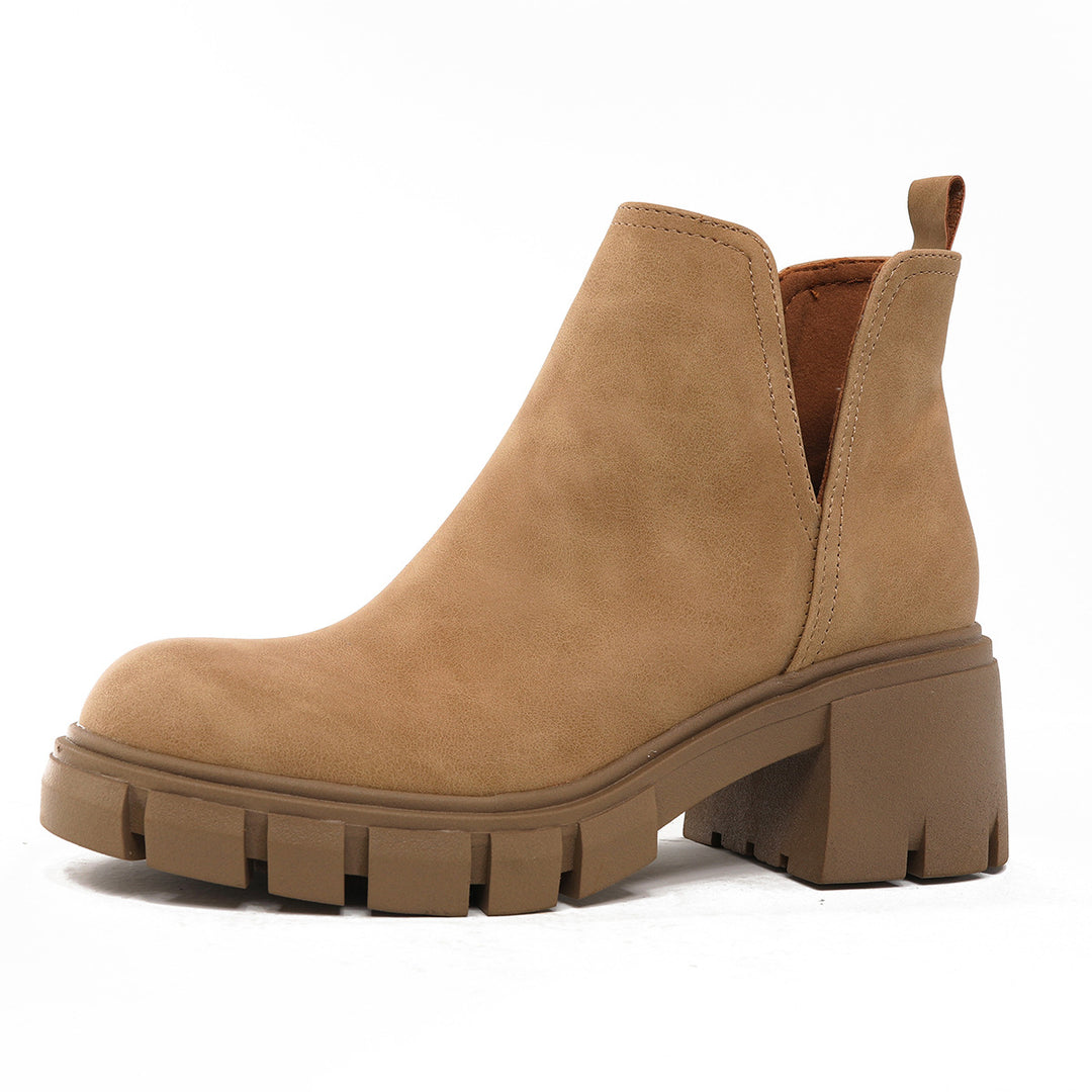 Ravencourt™ Chunky Heel Chelsea Boots