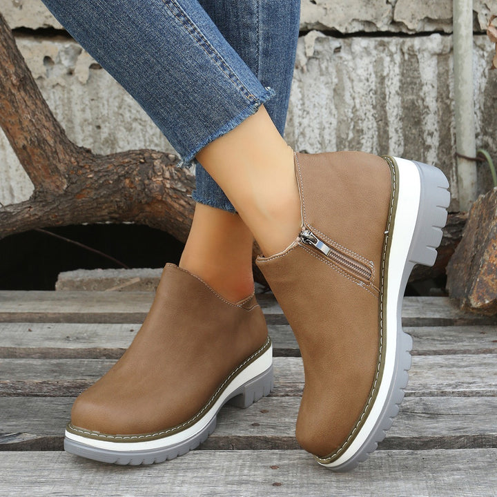 Verith Low Heel Zip Platform Shoes